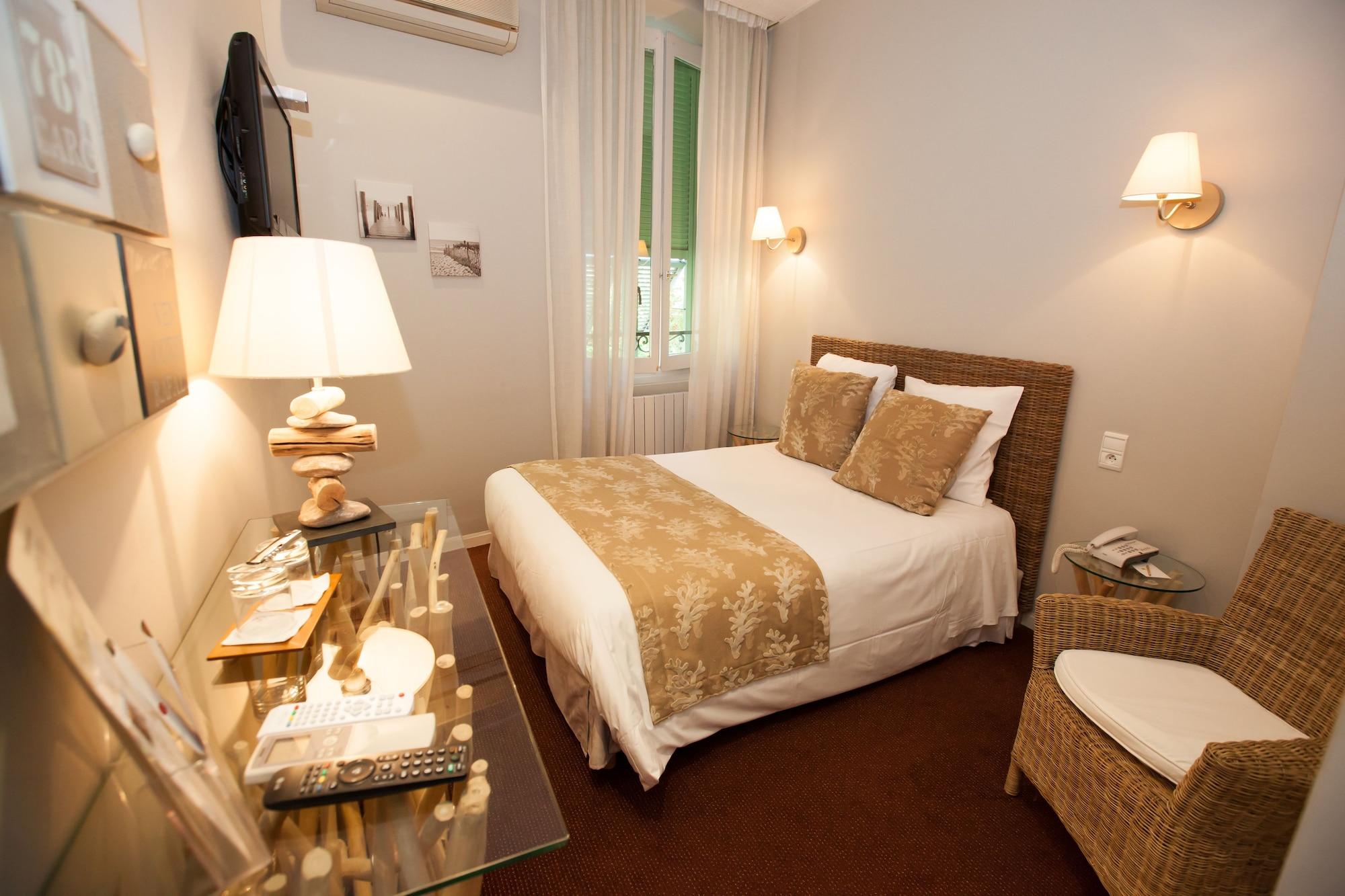 Paris Rome Hotel Ментона Екстериор снимка