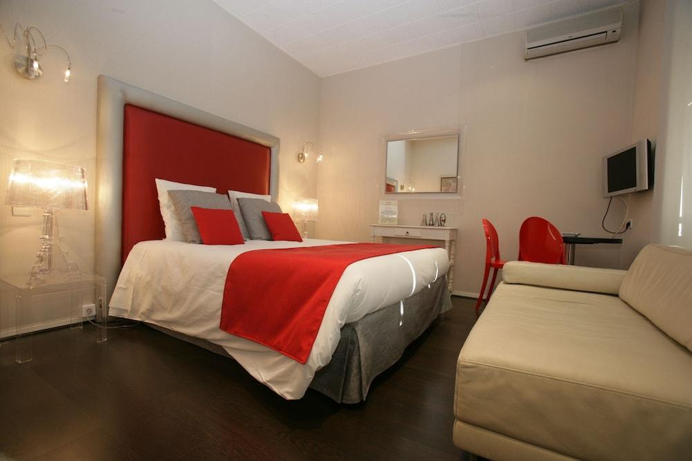 Paris Rome Hotel Ментона Екстериор снимка