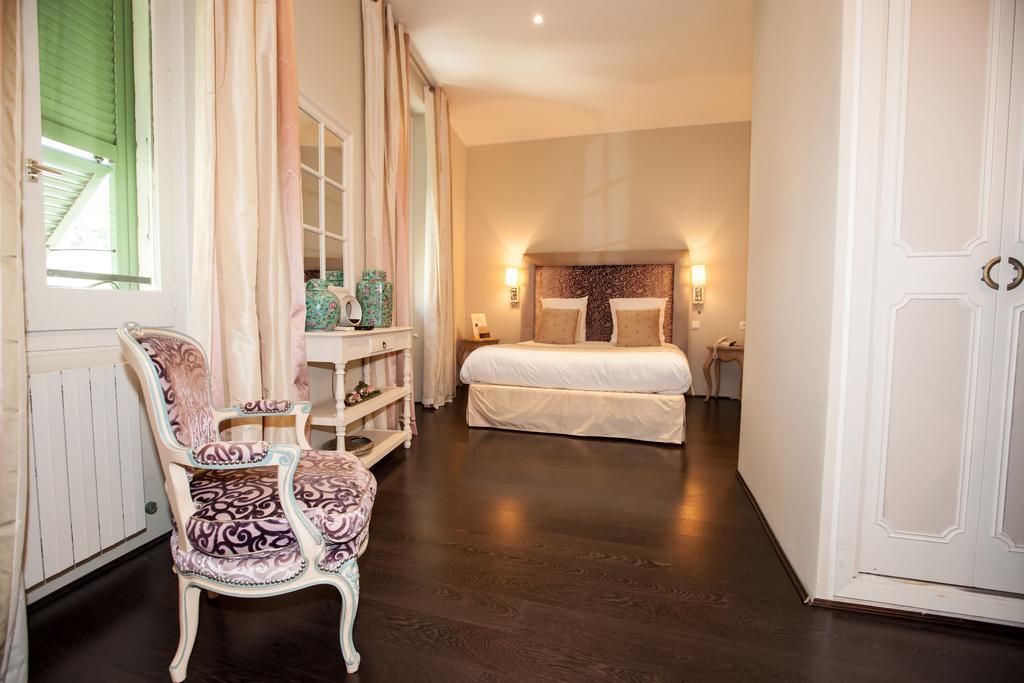 Paris Rome Hotel Ментона Екстериор снимка