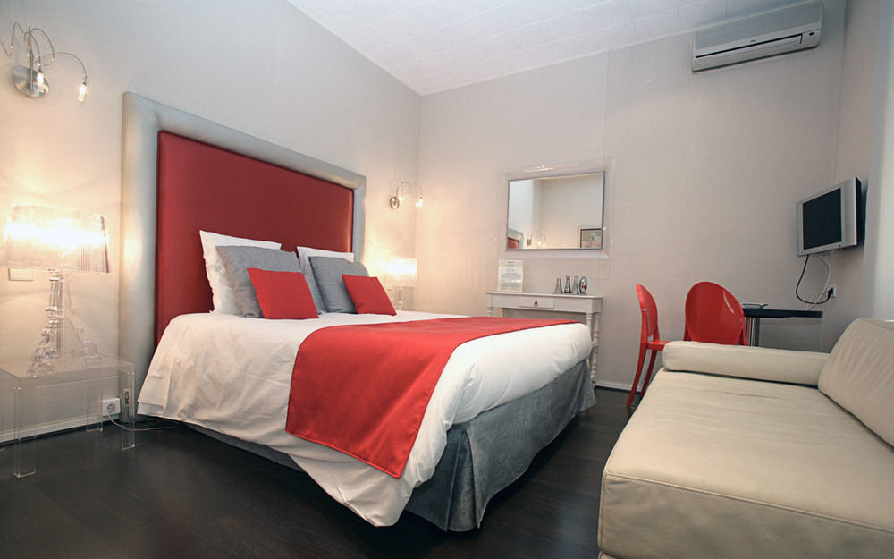 Paris Rome Hotel Ментона Екстериор снимка
