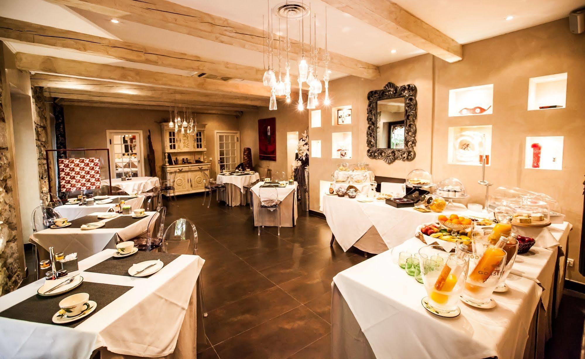 Paris Rome Hotel Ментона Екстериор снимка